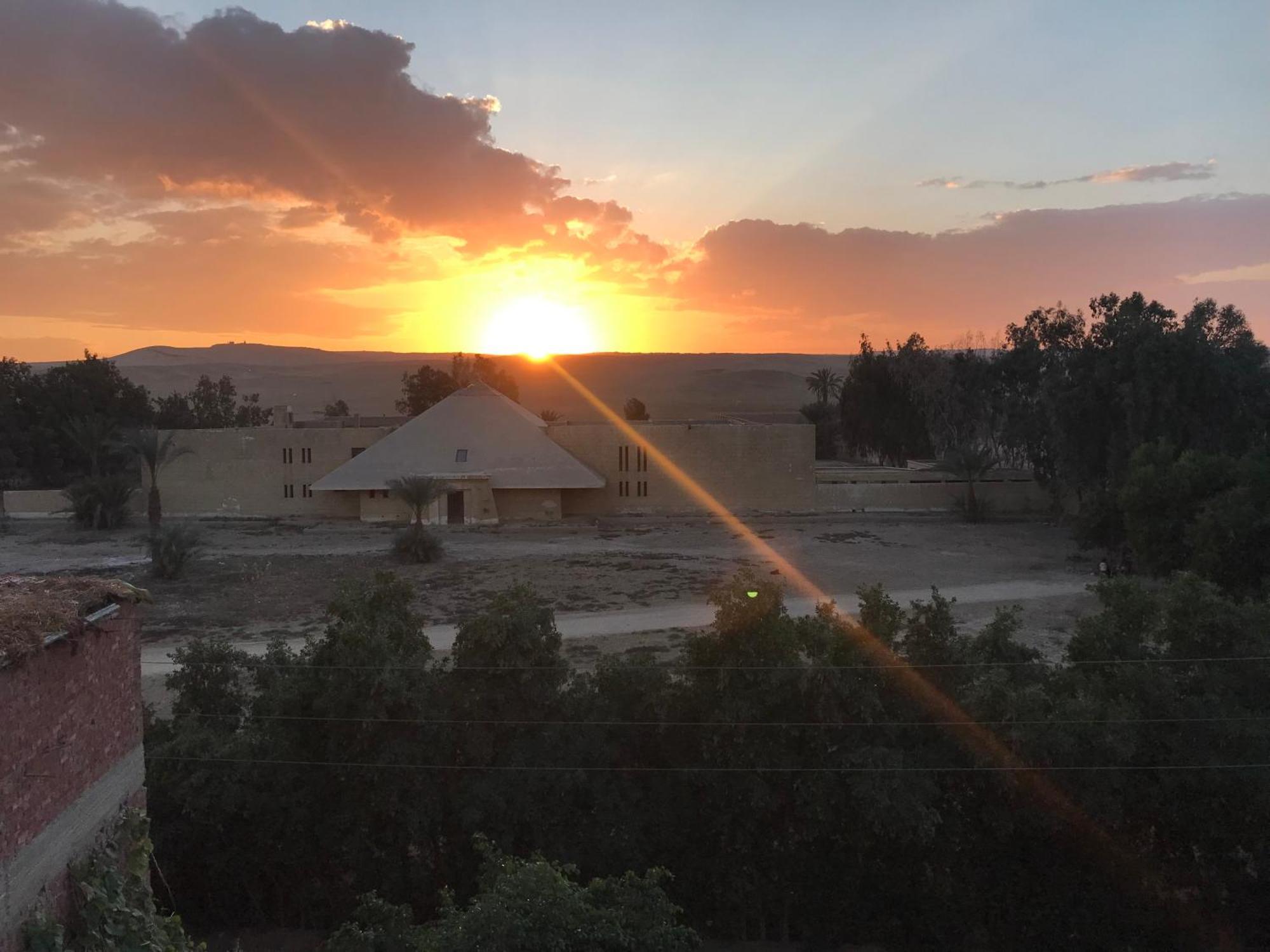 Sakkara Inn Hotel El Hawamdeya Exterior photo